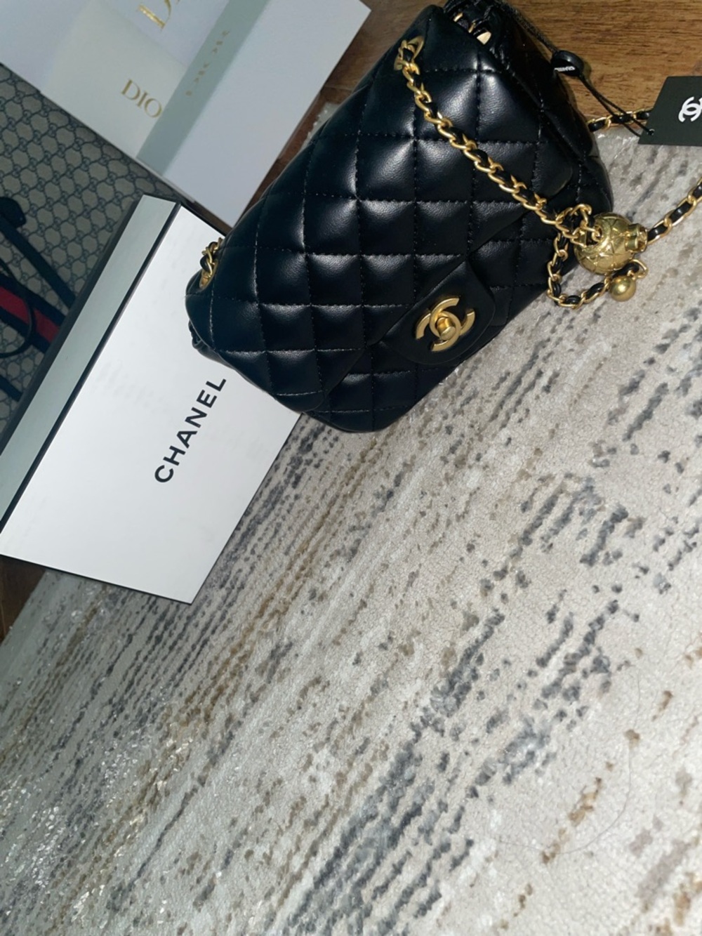 Chanel CC box gift box CC ( Bag ) black and white Gift Box